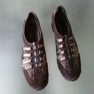 Skechers brown sneakers size 6.5